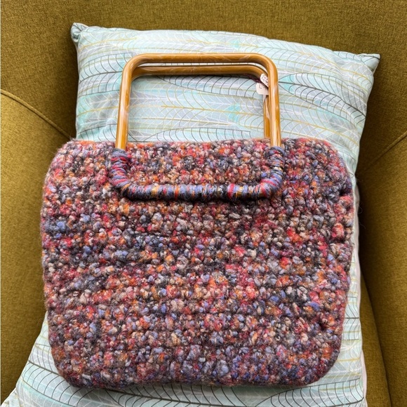 Handcrafted Multicolor felted wool and ribbon Satchel with Wooden Handle - Picture 3 of 3